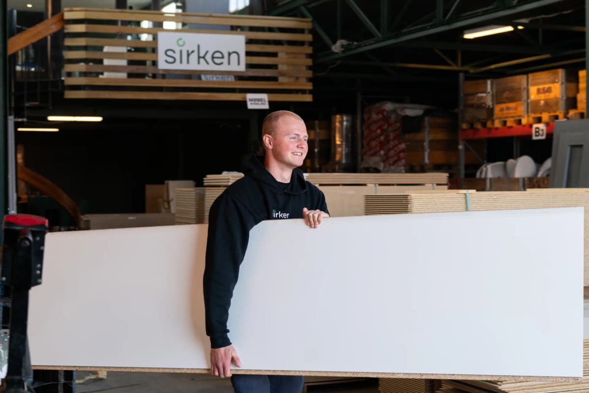 Sirken hub med byggematerialer