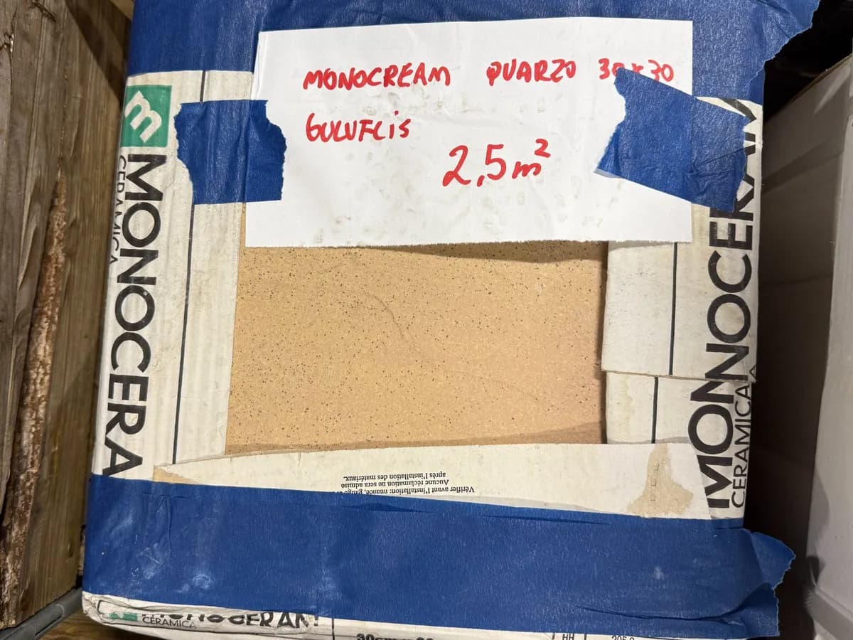 Monocream quarzo 30x30 2,5 kvm gulv - bilde 1