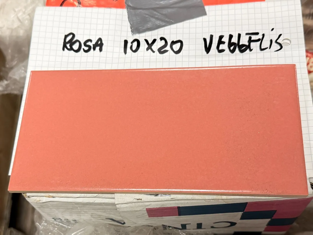 Cinca rosa 10x20 10 kvm vegg - bilde 1