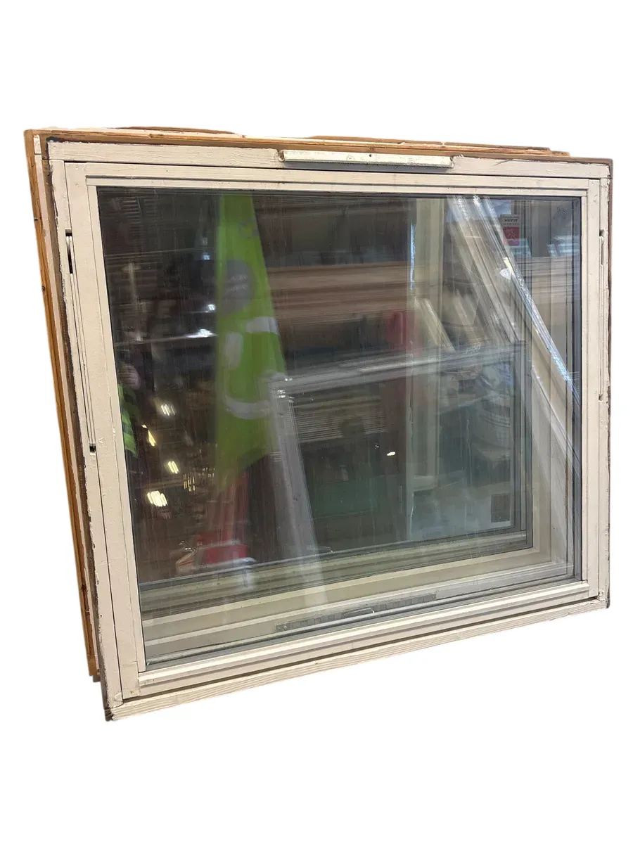Toppsving vindu 142x128 - bilde 1