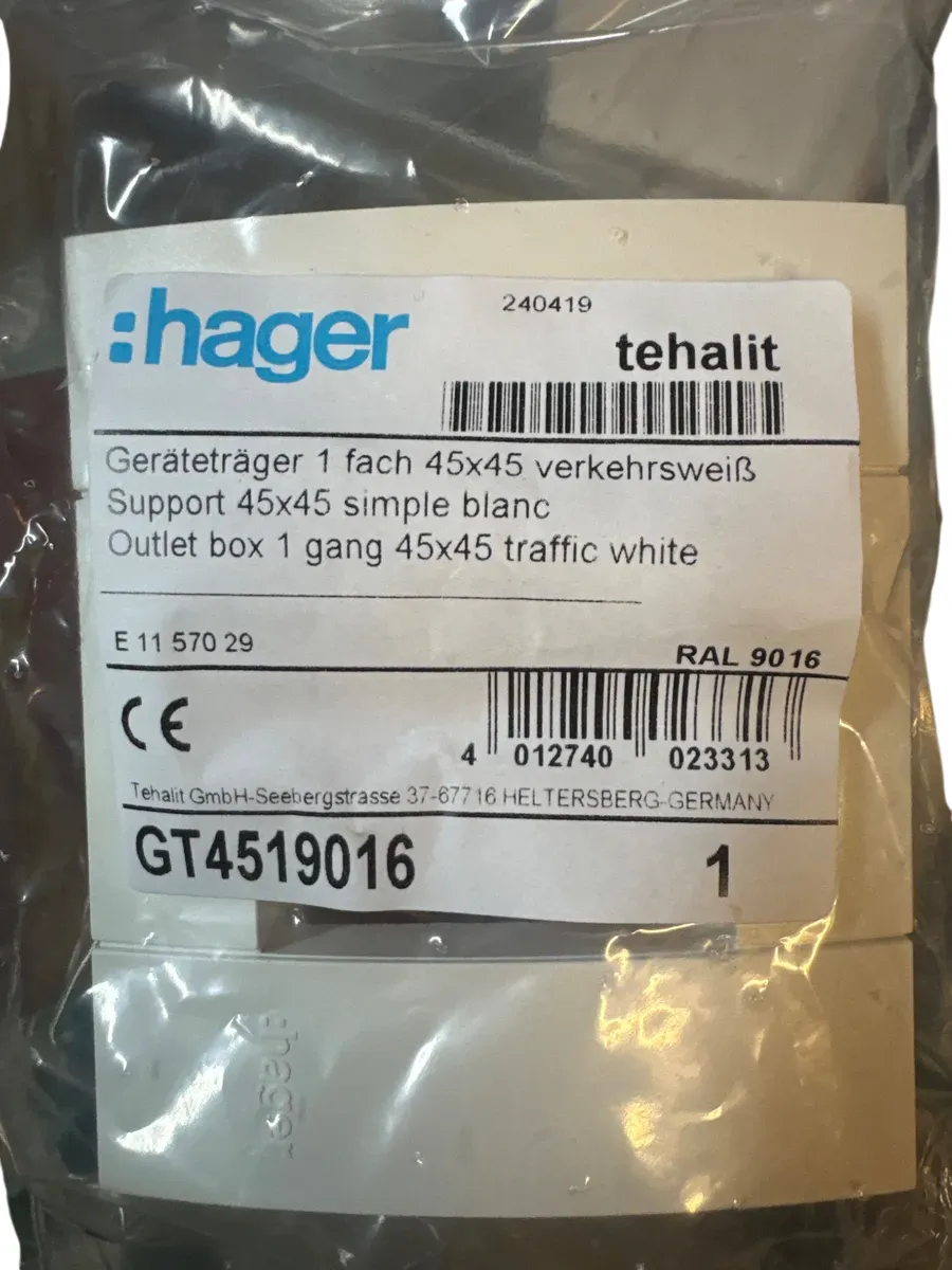 Hager Tehalit GT4519016 Enkel Uttaksramme 45x45mm Trafikkhvit - bilde 1