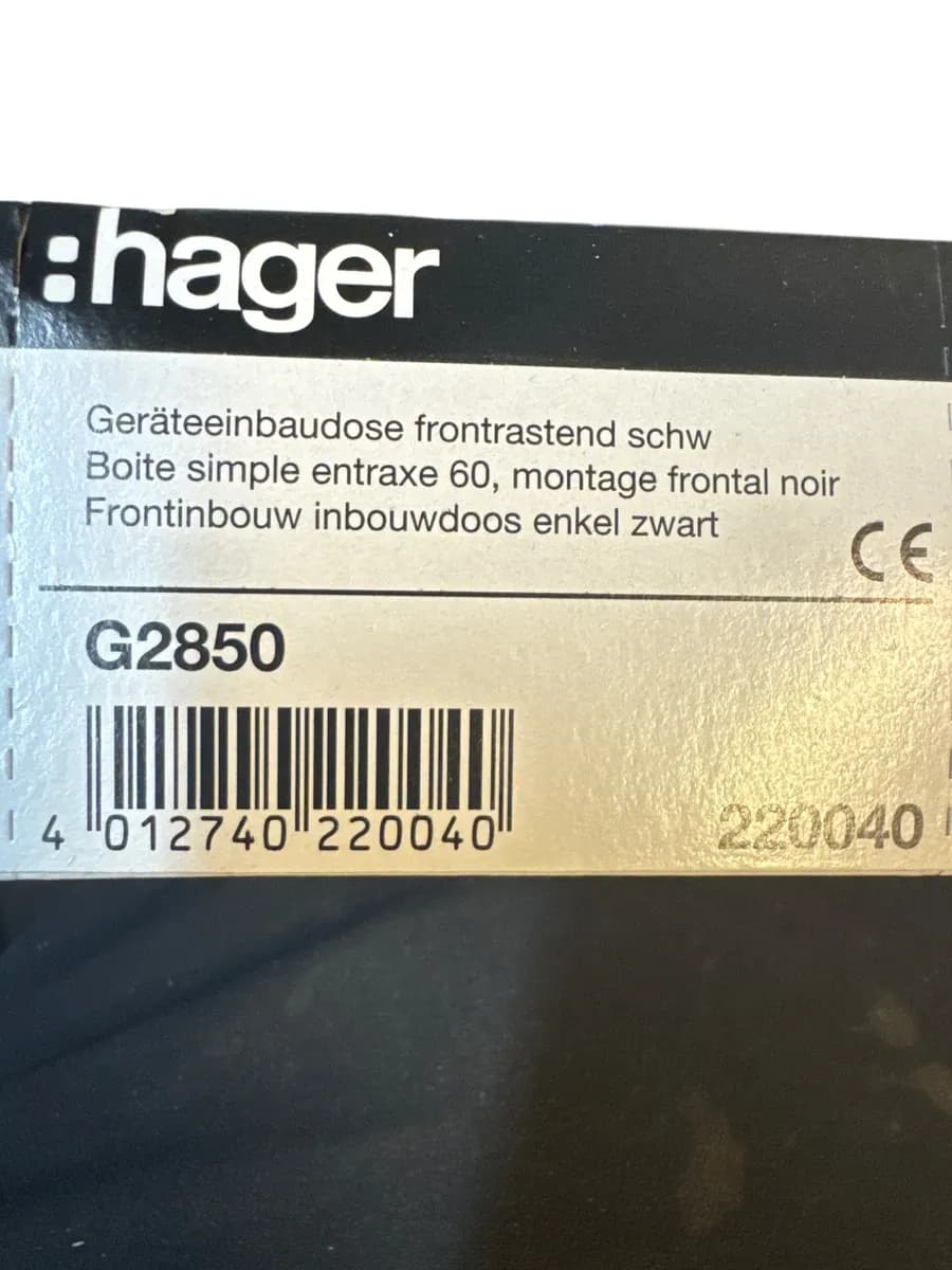 Hager G2850 Apparatboks for frontmontering, 1-fags, svart - bilde 1