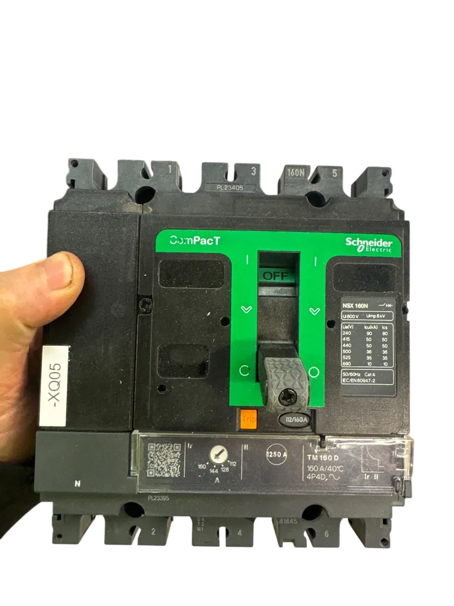 Schneider Electric ComPacT NSX160N Effektbryter 160A 4P4D - bilde 1