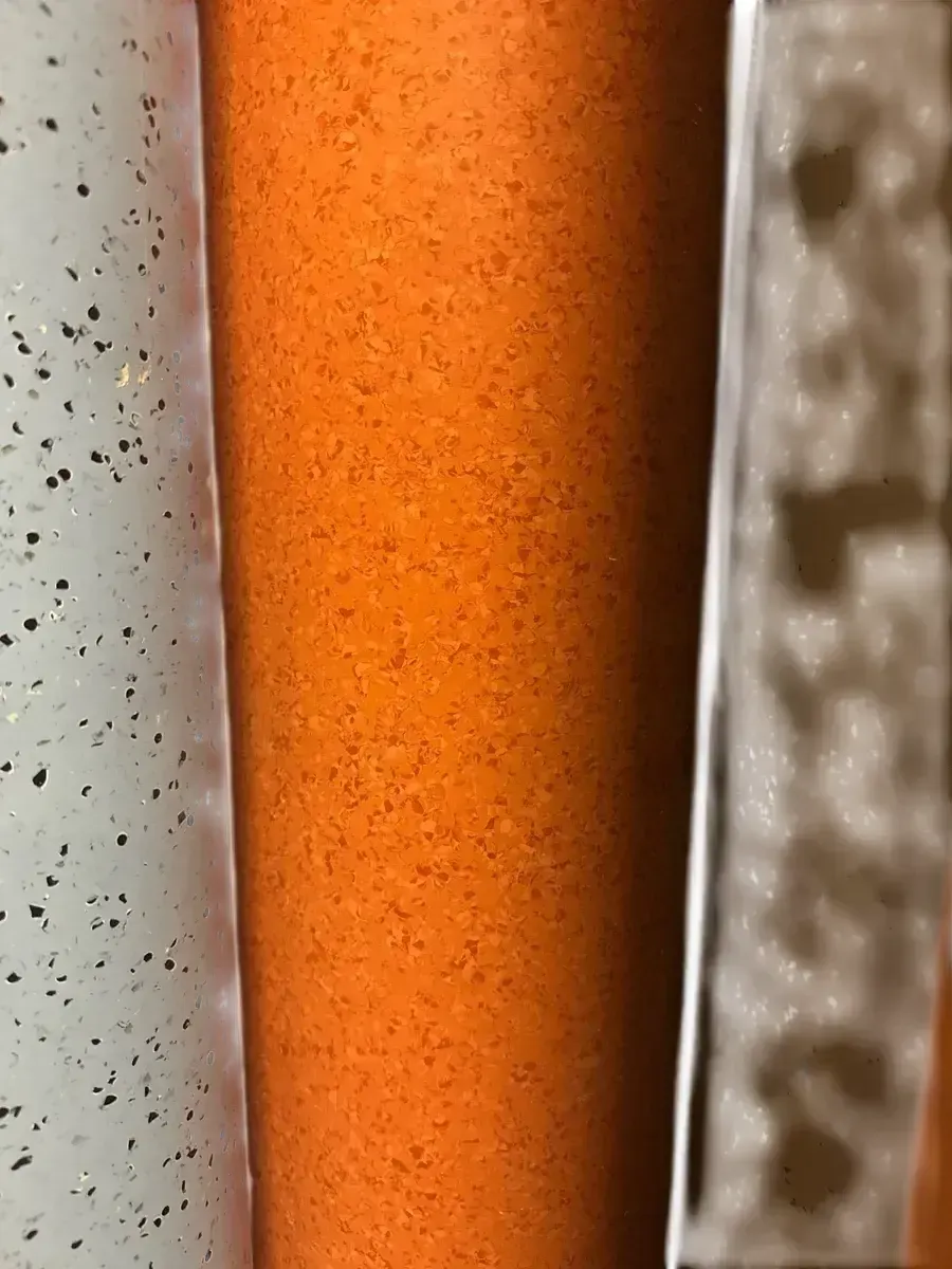 Forbo Eternal Design Vinyl Gulvbelegg med Spettet Mønster - bilde 1