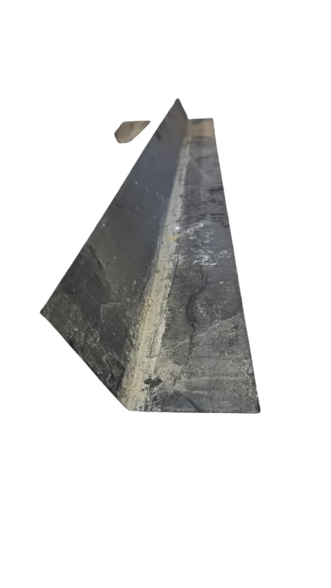 Sort vinkelprofil - bilde 1