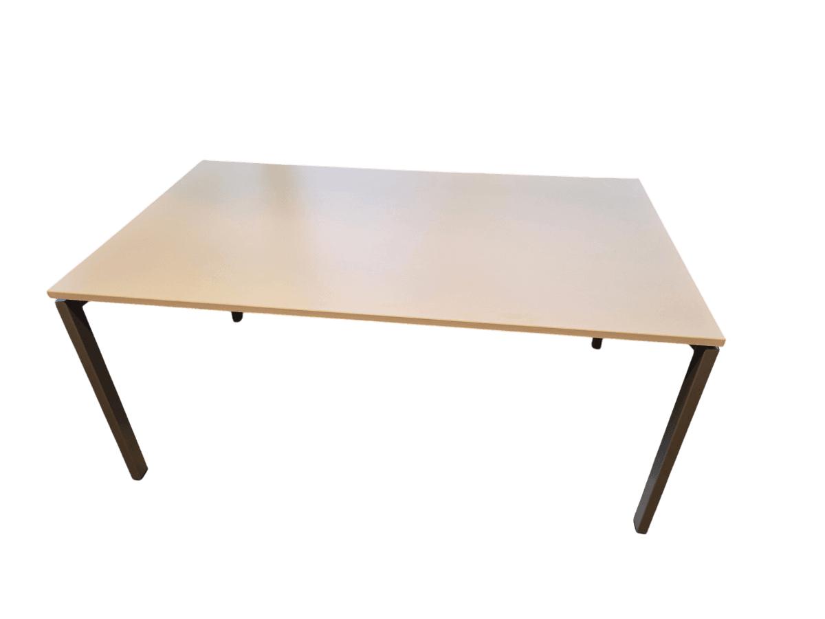 Kinnarps Nexus skrivebord - bilde 1