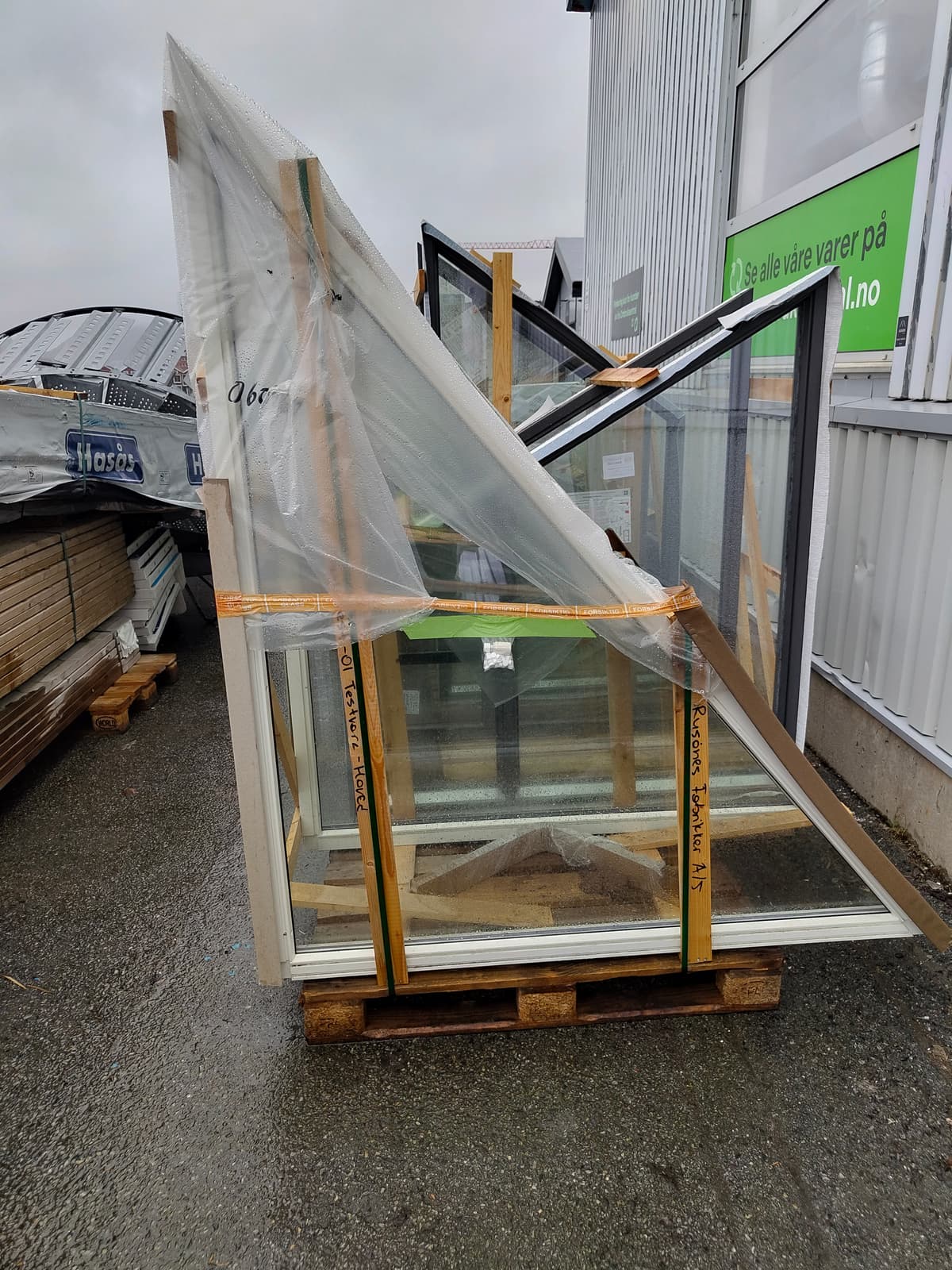 Norgesvindu dobbelt glass herdet 1700X2000 skrå V - bilde 1