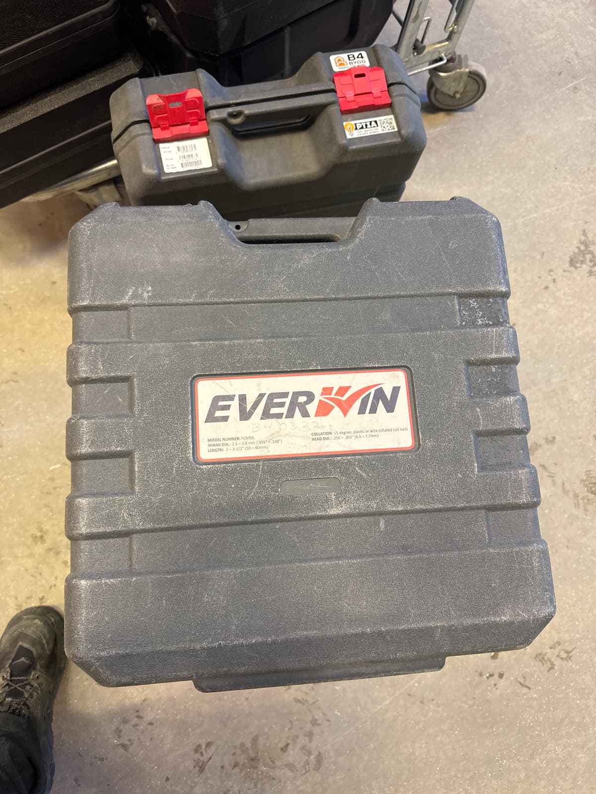 Tom verktøykasse fra EverIn - bilde 1