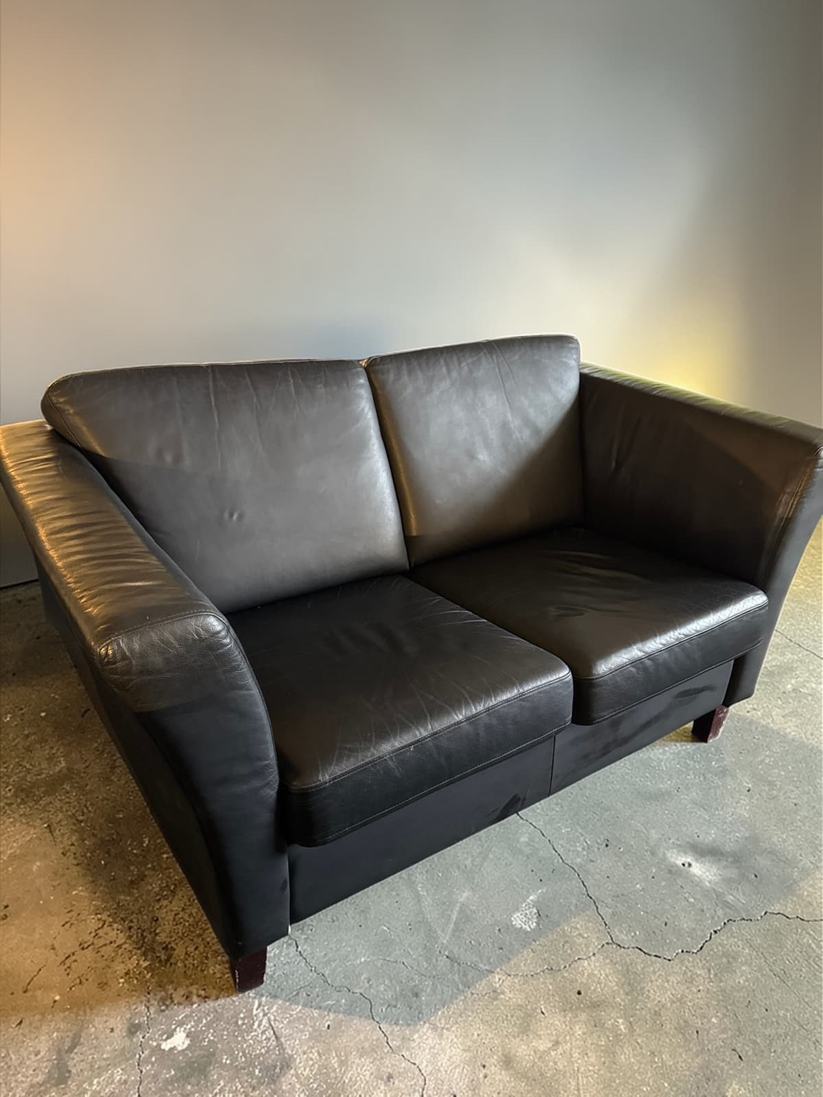 Violante skinnsofa 2-seter 150x86x84 - bilde 1