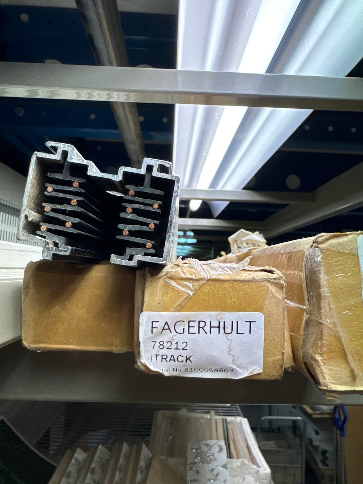 Fagerhult itrack (78212) 3fase skinnesystem for belysning - bilde 1