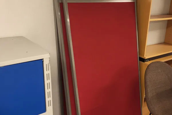 Edsbyn Romdeler rød med glassfelt - bilde 1